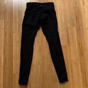 Lululemon mid-rise long black leggings, size 8